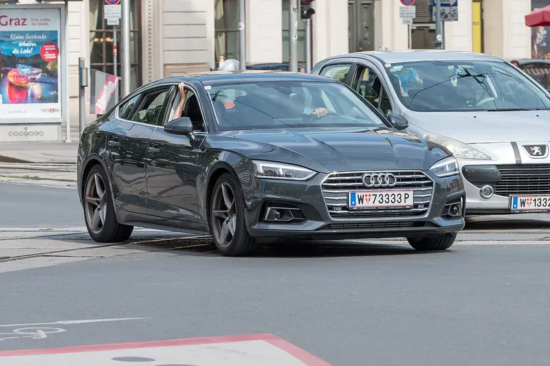 Audi A5 F5