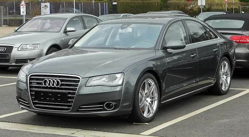 Audi A8 D4