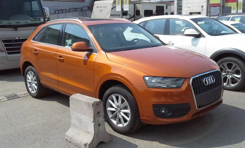Audi Q3 8U
