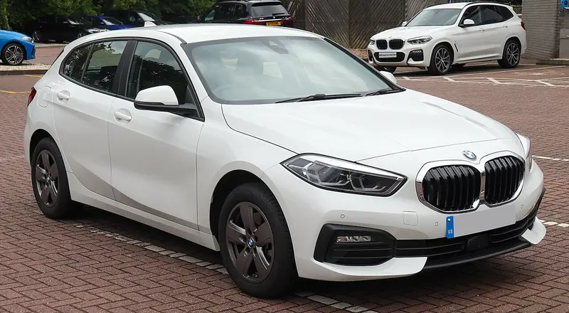 BMW 1 Serisi F40