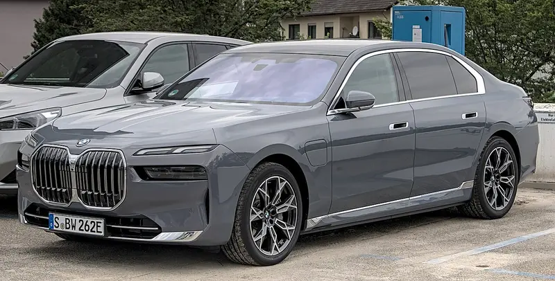 BMW 7 Serisi G70