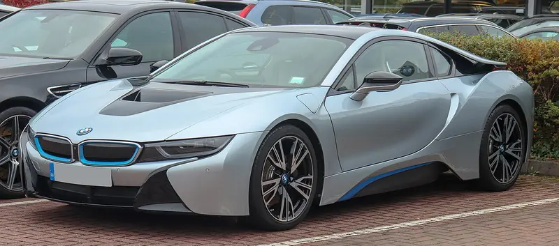 BMW i8 I12