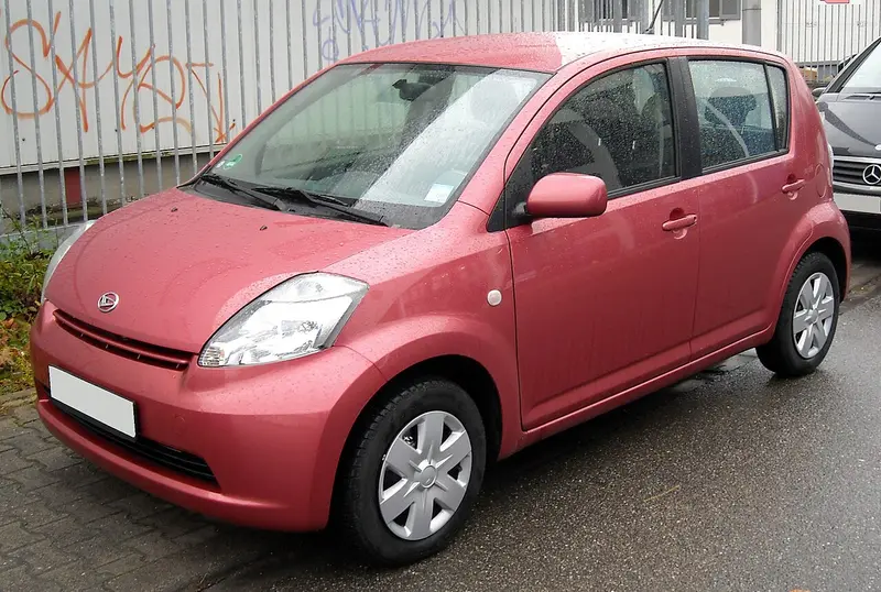 Daihatsu Sirion (M300)