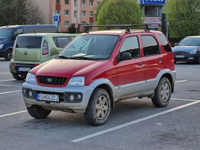 Daihatsu Terios (J100)