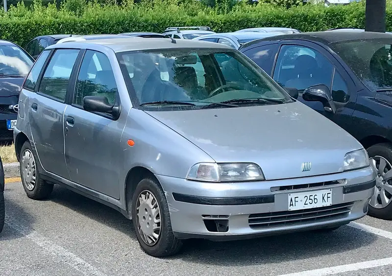 Fiat Punto (176)