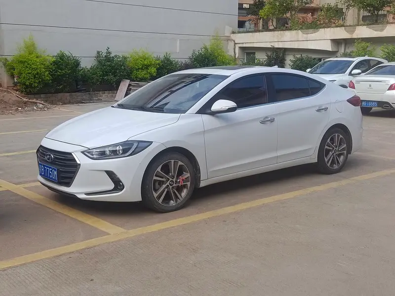 Hyundai Elantra (AD)