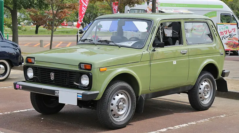 Lada Niva (2121 / 21213)