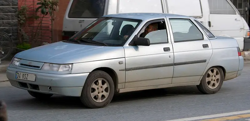 Lada Vega (110 / 111 / 112)
