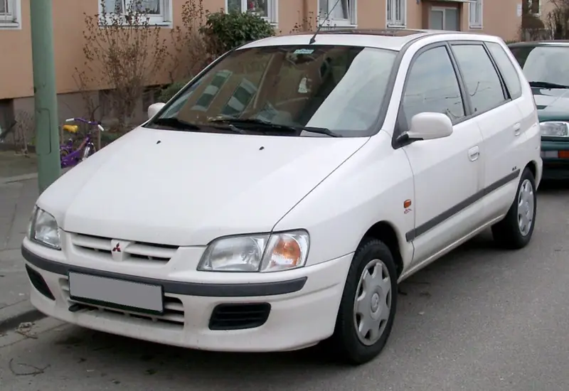 Mitsubishi Space Star (A05)