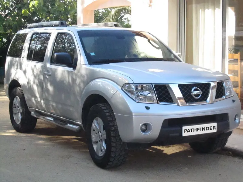 Nissan Pathfinder R51