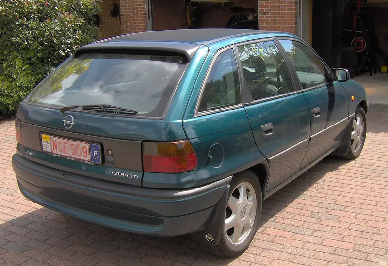 Opel Astra F