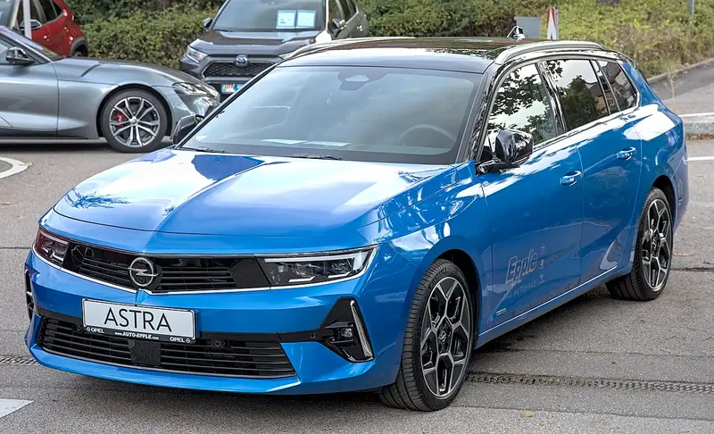 Opel Astra L