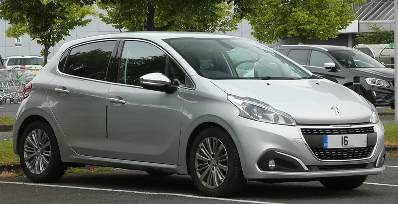 Peugeot 208 I