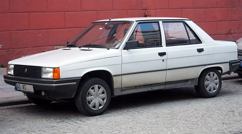 Renault Renault 9 / Broadway