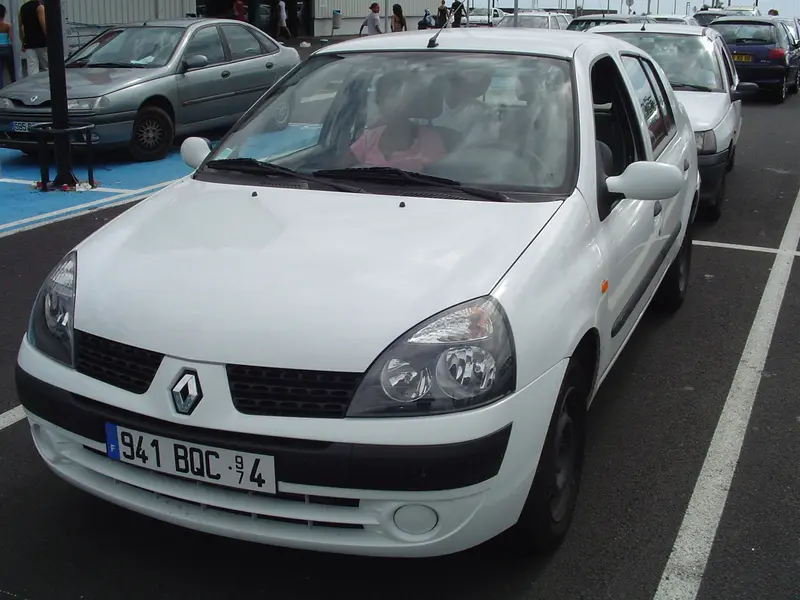 Renault Symbol 1 (Clio Symbol / Thalia)