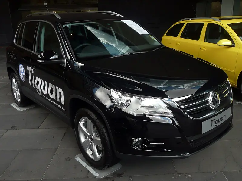 Volkswagen Tiguan 1