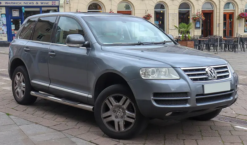 Volkswagen Touareg 1