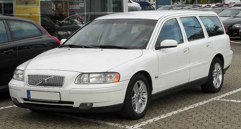 Volvo V70 II