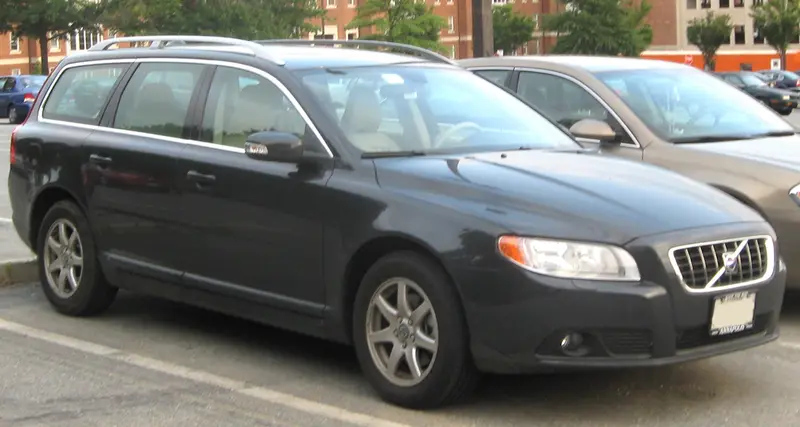 Volvo V70 III